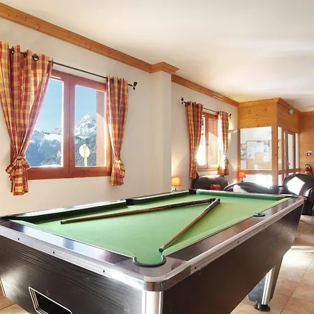 Notre-dame-de-bellecombe: Confort Pour 6 Personnes, 2 Chambres, Equipements Modernes - Fr-1-807-69 * Notre-Dame-de-Bellecombe